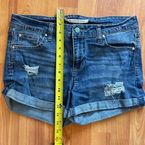 Sale Item - 3" Denim Shorts - Size 9/29